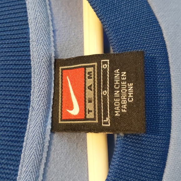 Chicago Cubs shirt - Picture 2 of 4